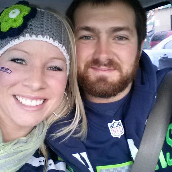 Meet your Posher, Laura - Picture 1 of 1